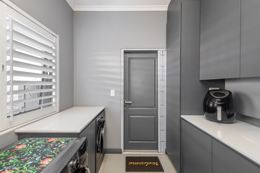 4 Bedroom Property for Sale in Langebaan Country Estate Western Cape